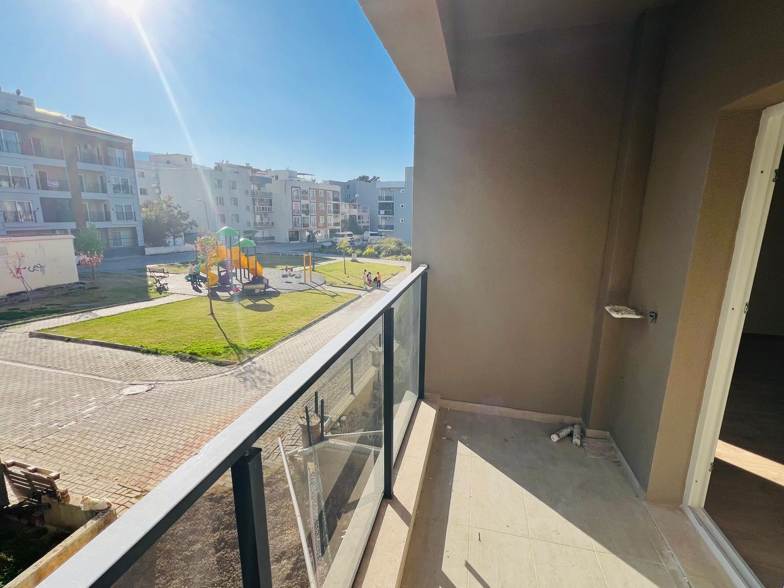 Kuşadası Davutlar Merkezde Kaçmaz Daire